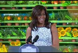 Michelle Obama, Healthy Lunchtime Challenge 2016.